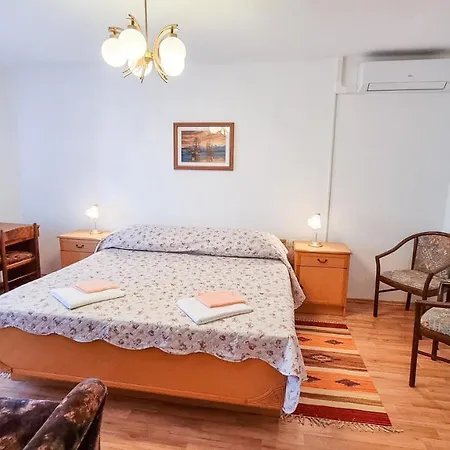 Captain's House - Kamenjari, Plomin 펜션 *