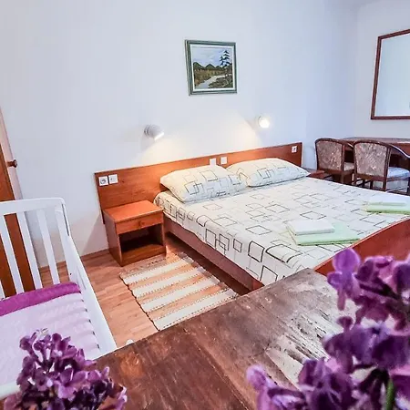 Captain's House - Kamenjari, Plomin