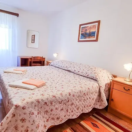 Captain's House - Kamenjari, Plomin * Zagorje