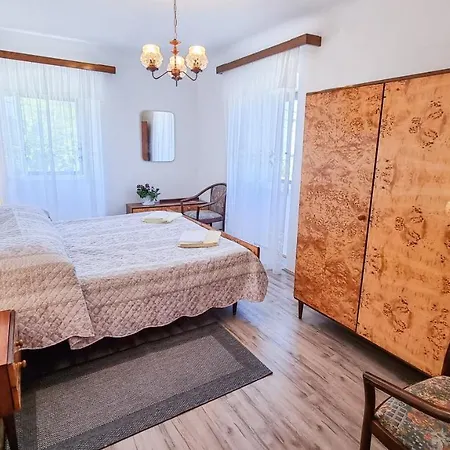 Holiday home Captain's House - Kamenjari, Plomin